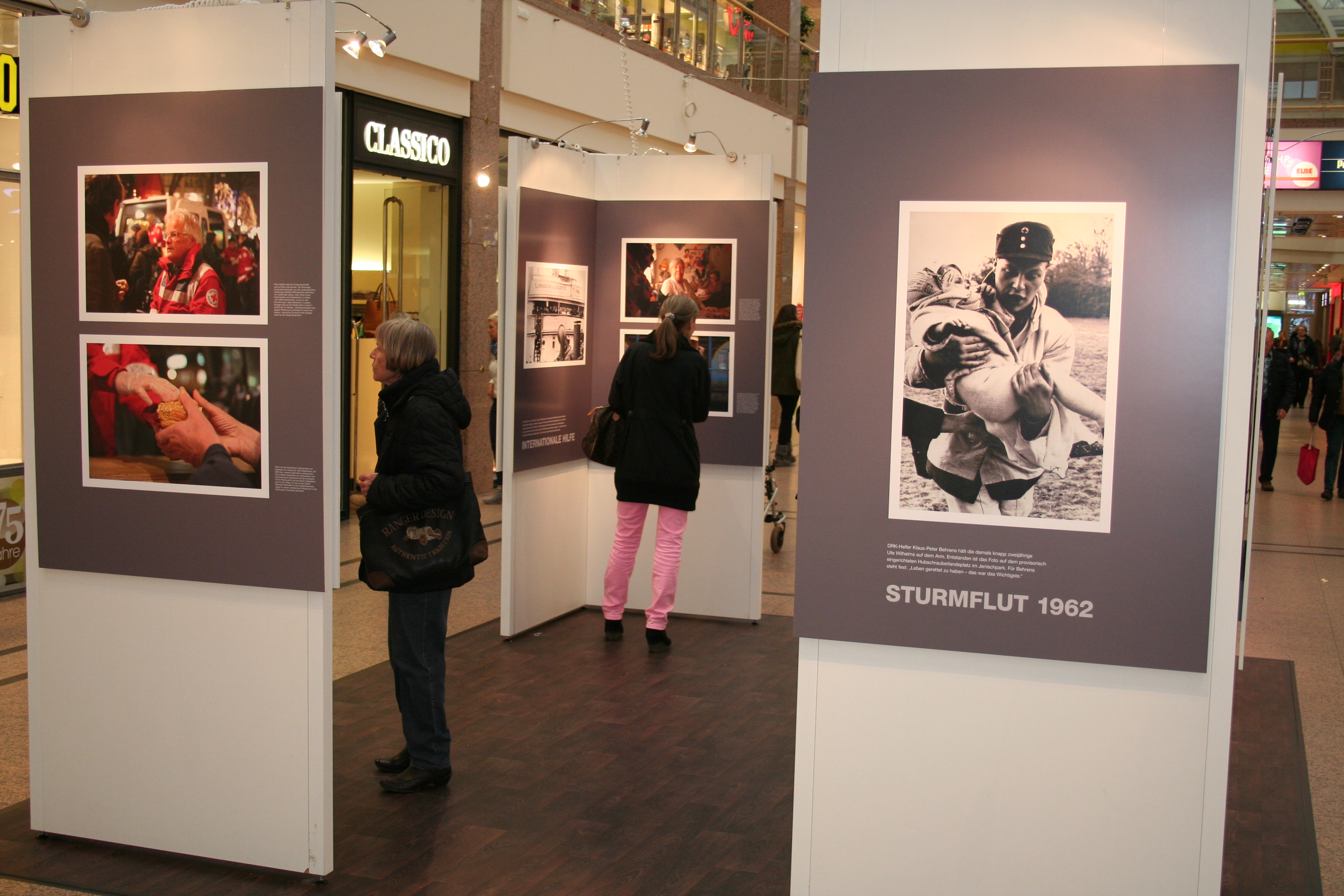 Fotoausstellung im Elbe-Einkaufszentrum